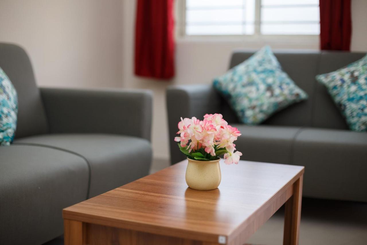 Misty Meridian Serviced Apartments Bangalore Buitenkant foto