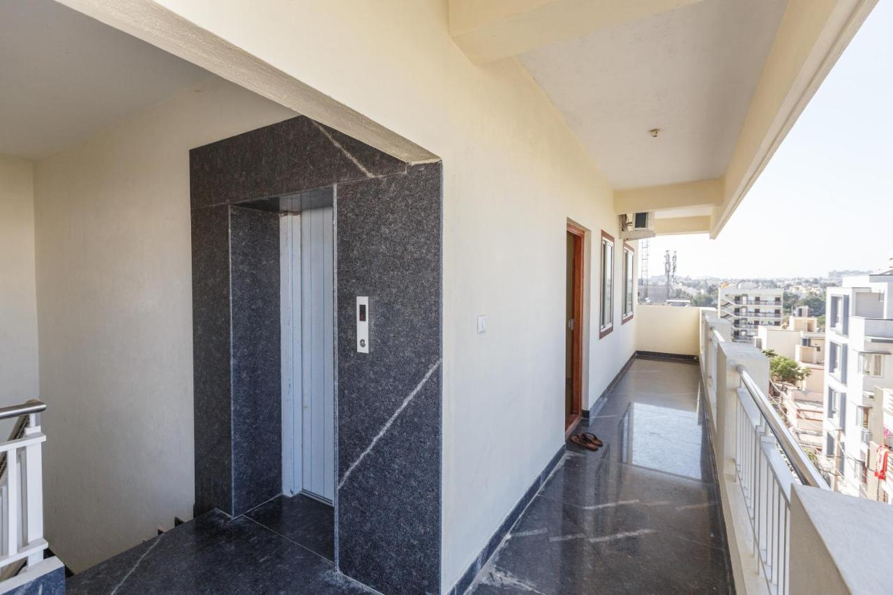 Misty Meridian Serviced Apartments Bangalore Buitenkant foto